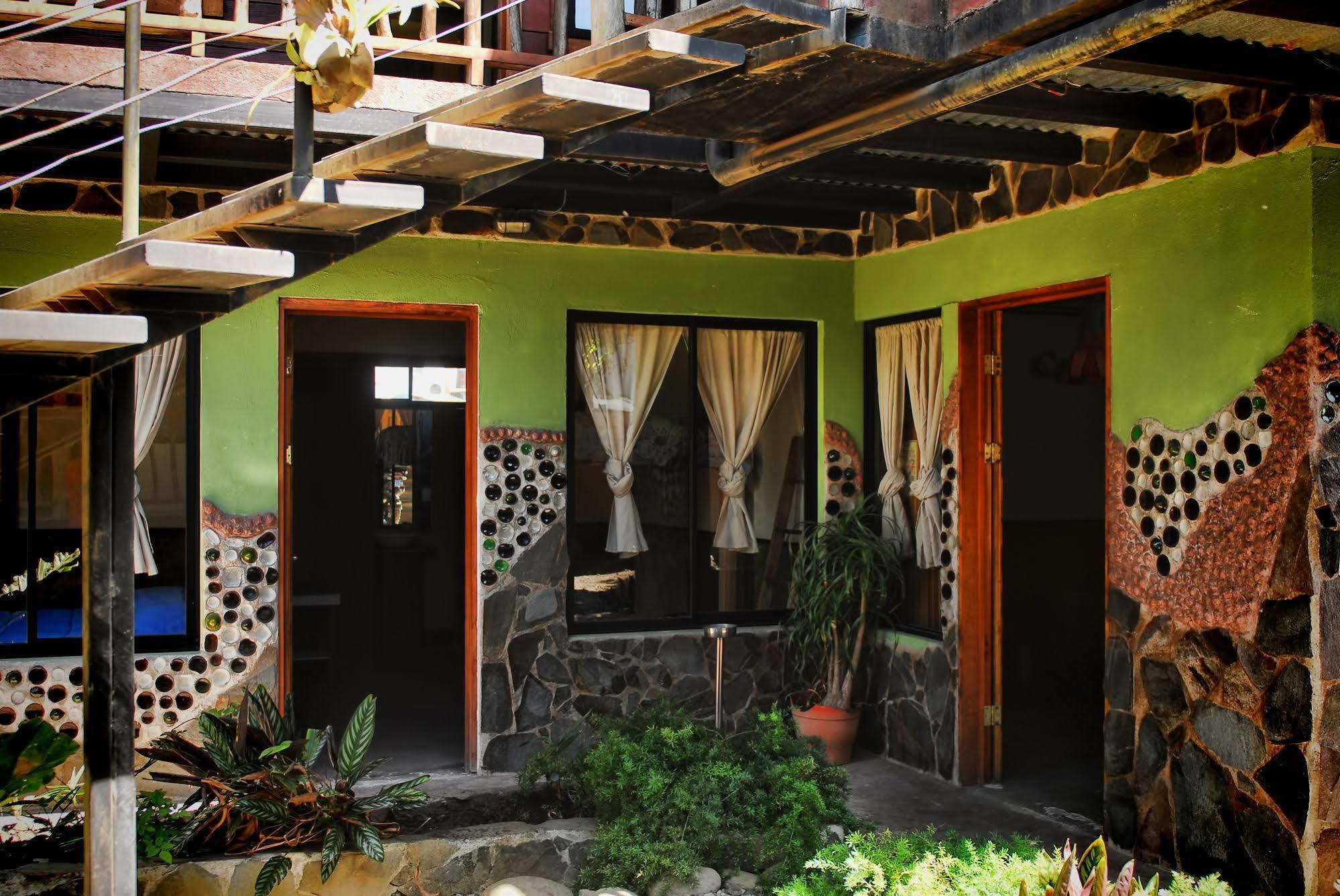 Pension Santa Elena Monteverde Exterior photo